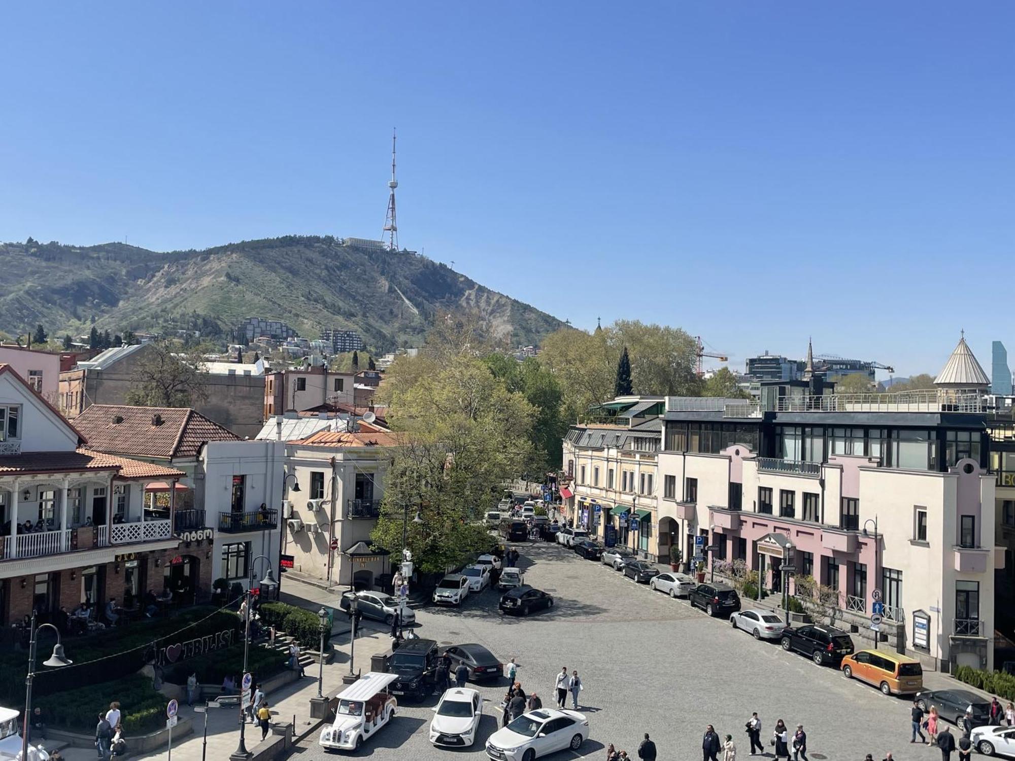 Meidan Inn Tbilisi Eksteriør bilde